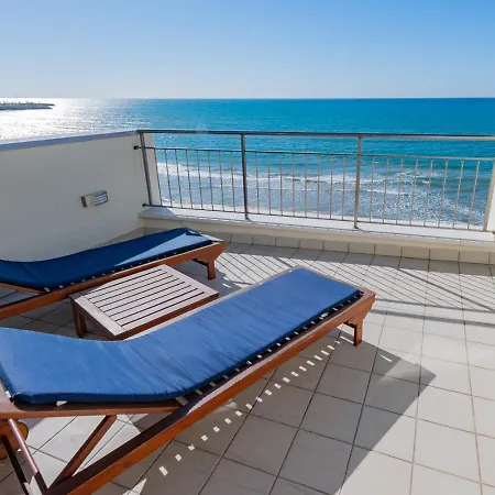 Insitges Sant Sebastia's سيدجيس