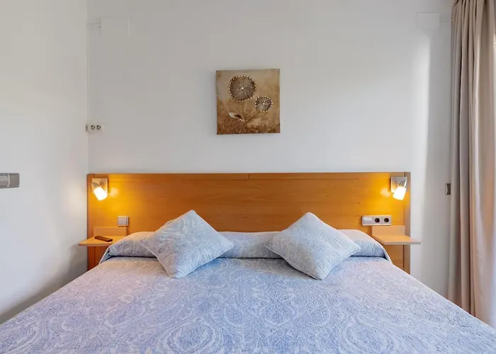 Insitges Sant Sebastia's Апартаменты Сиджес